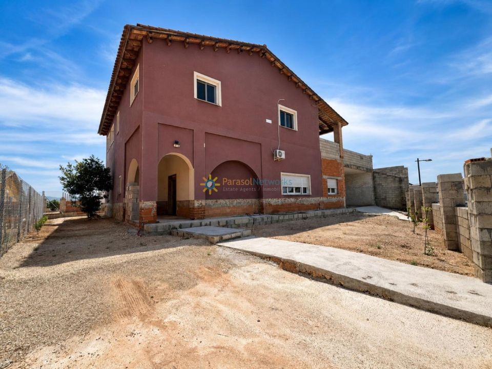 Villa i L'Enova, Valencia - bilde 1